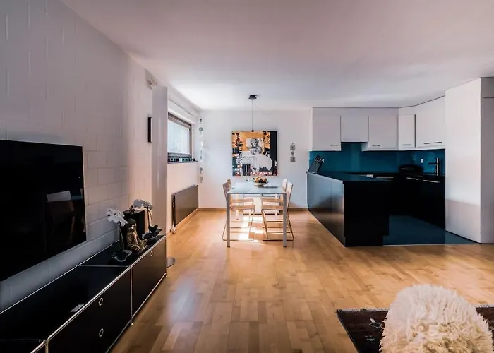 Cozy Family Friendly Stylish I View To Jungfrau & Maennlichen I Apartment